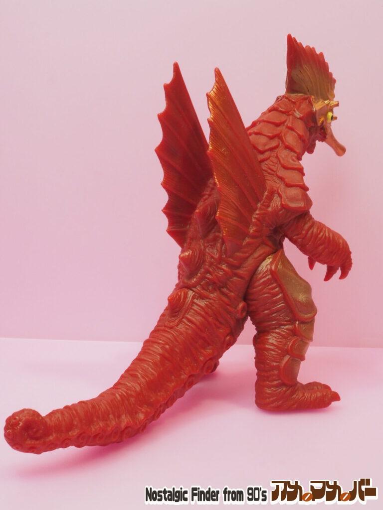 2016 ソフビ マガジャッパ 斜め後ろ02
