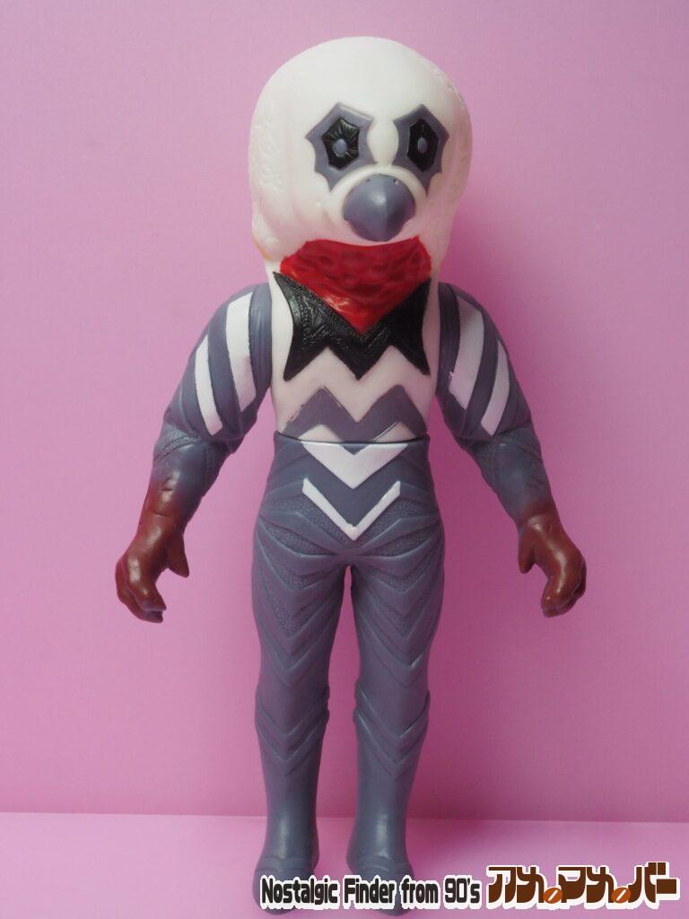 2013 ガッツ星人 前