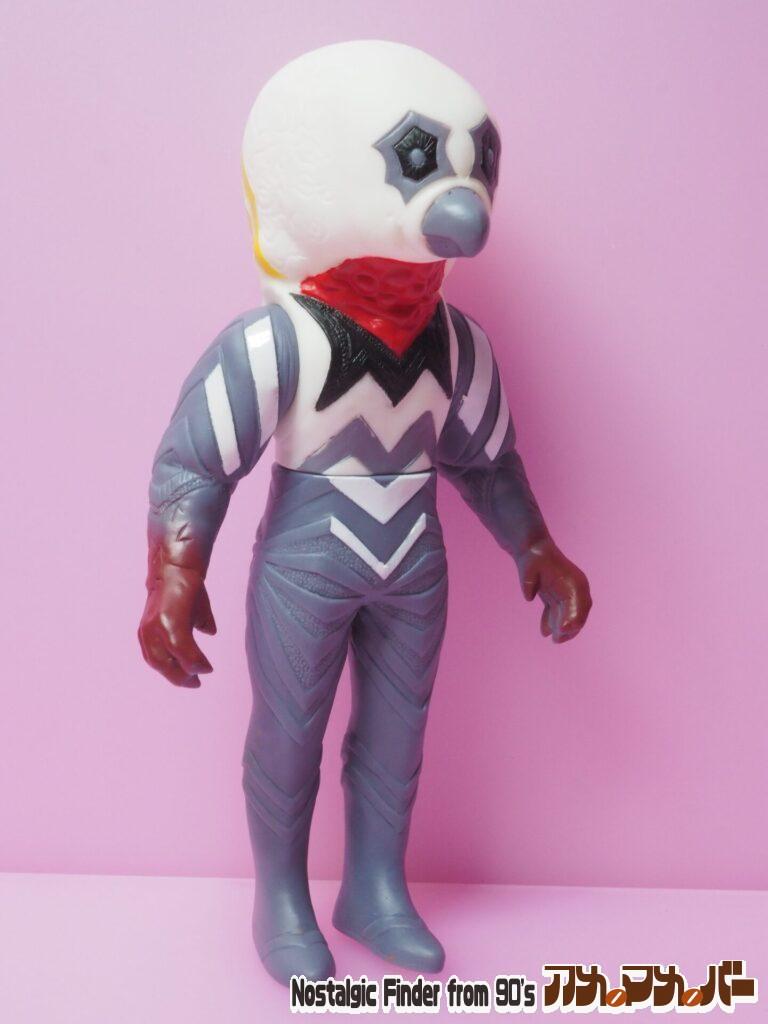 2013 ガッツ星人 斜め前01