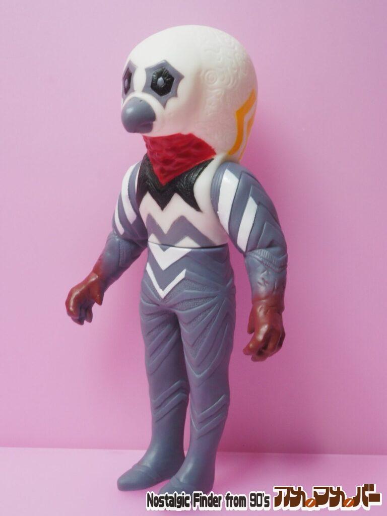 2013 ガッツ星人 斜め前02