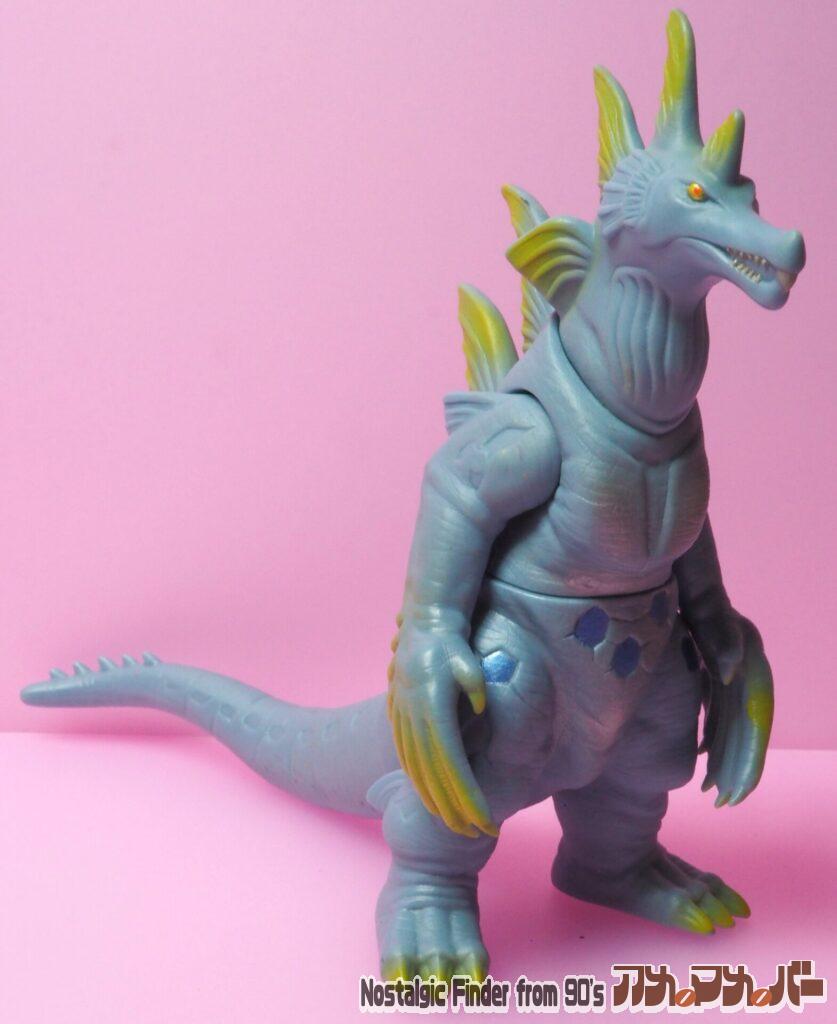 2013 ゾアムルチ 斜め前01