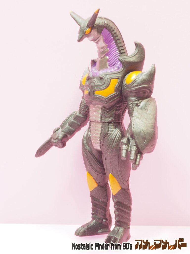 2019 ギガデロス 斜め前02