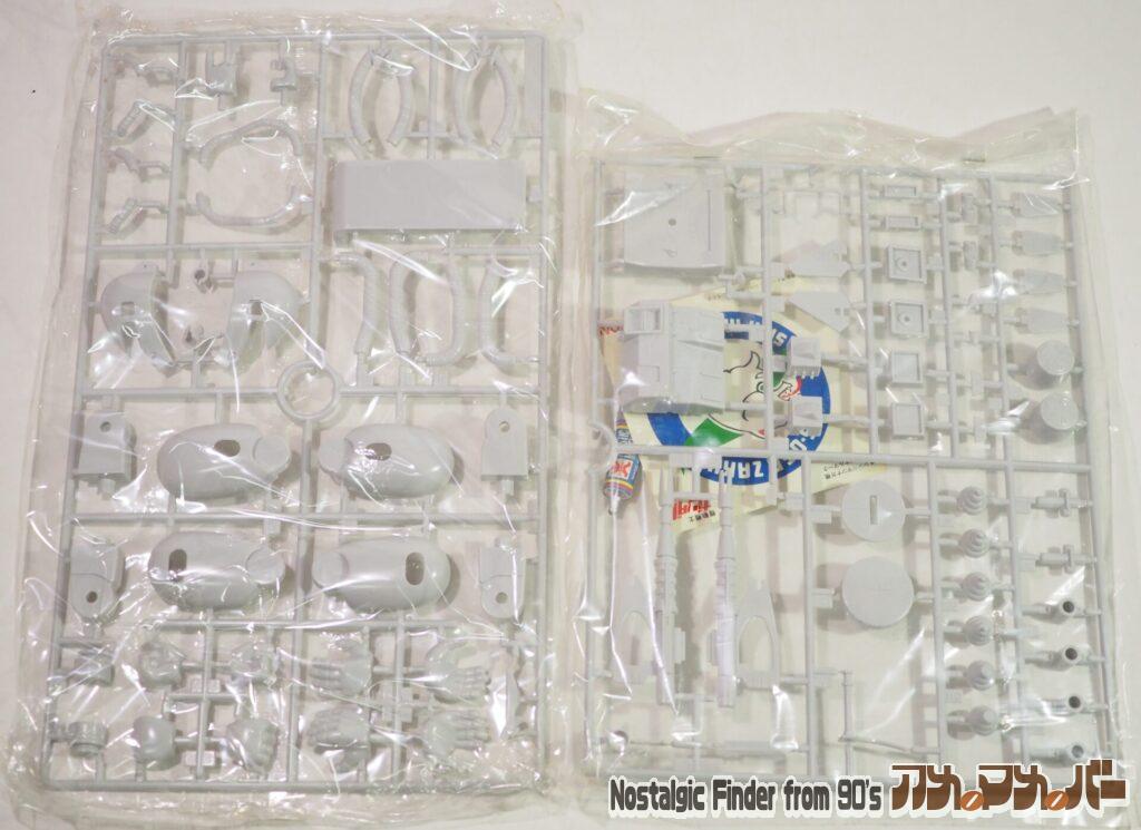 1/100 ザクⅡ シン=マツナガ大尉機 ランナー01