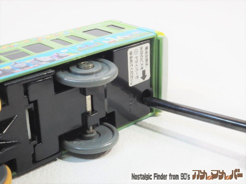 京阪700形 きかんしゃトーマス号 電池交換01