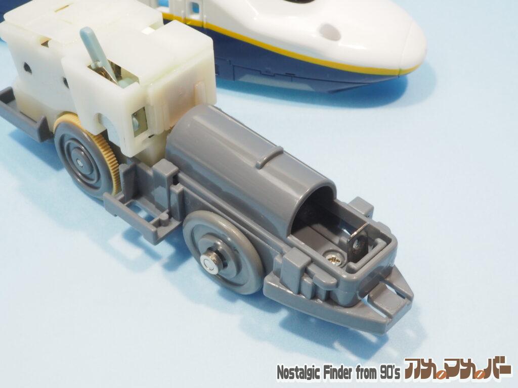 E4系 新幹線 Max 電池交換03