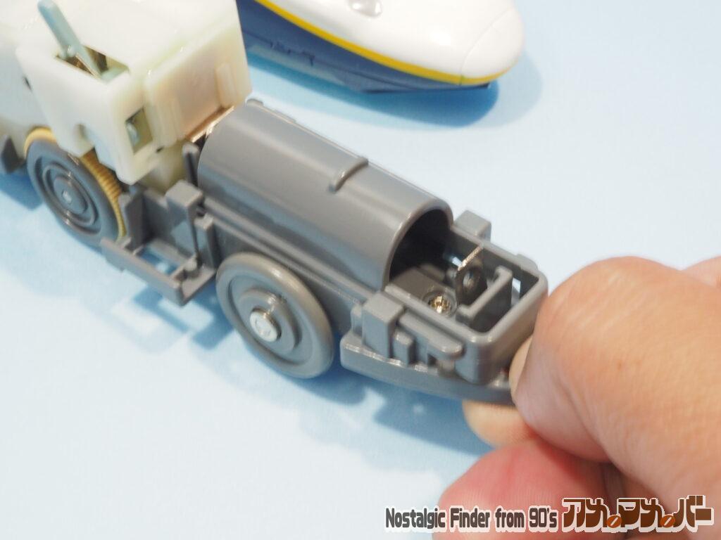 E4系 新幹線 Max 電池交換04