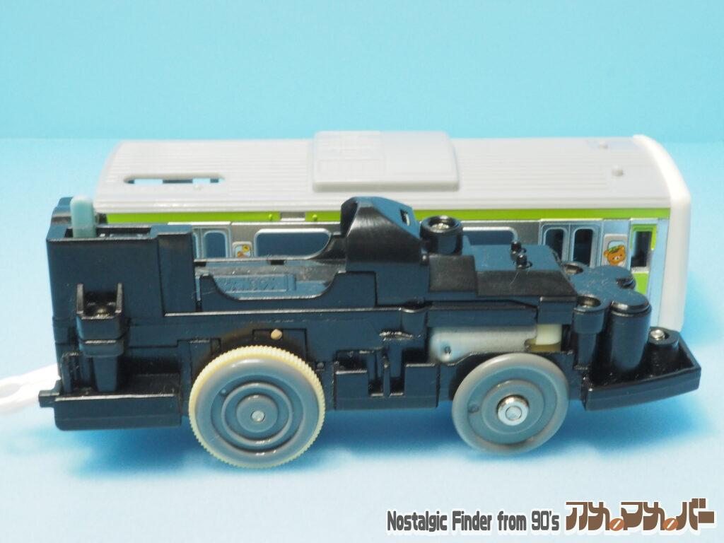 E231系 リラックマ×山手線ラッピングトレイン 電池交換02