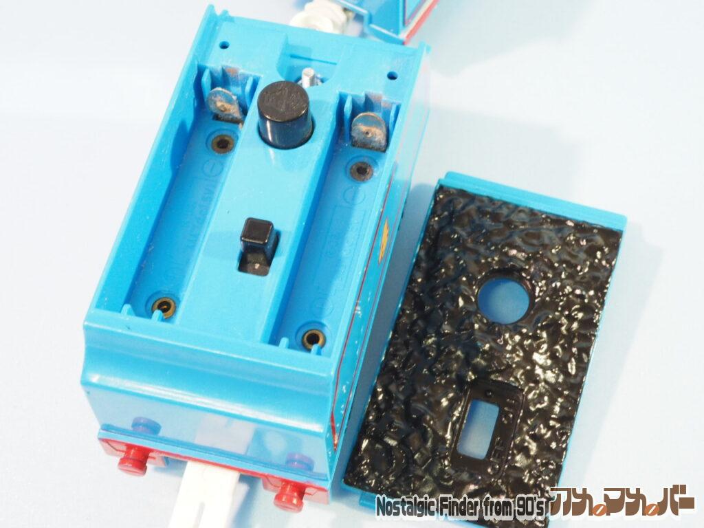 OT-05 おしゃべりゴードン 電池交換05