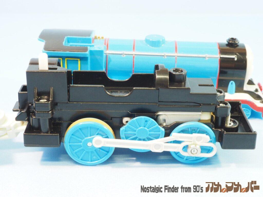 OT-05 おしゃべりゴードン 電池交換02
