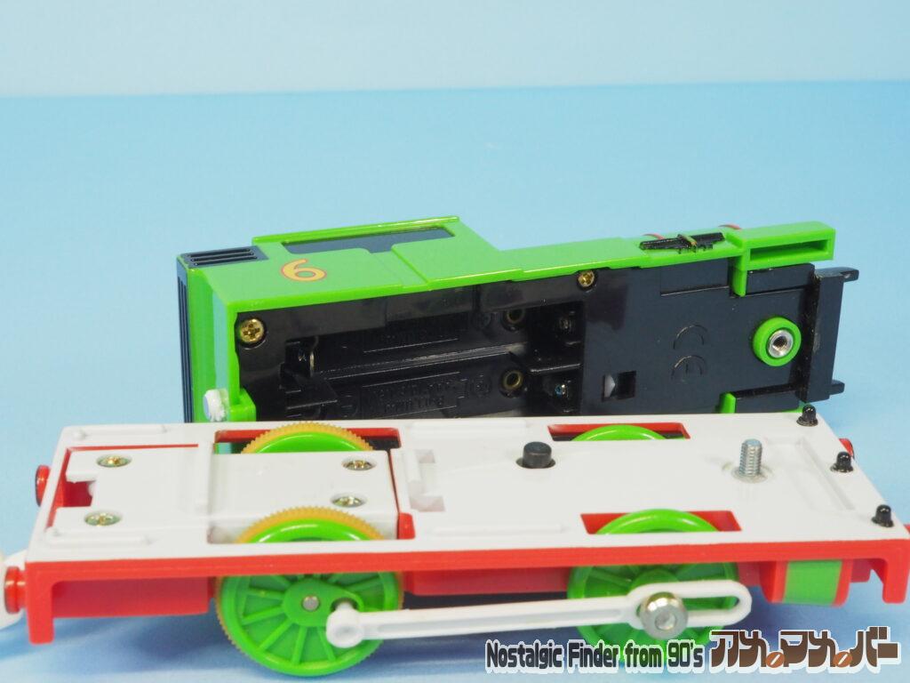 もっとおしゃべりパーシー サウンド車両 電池交換02