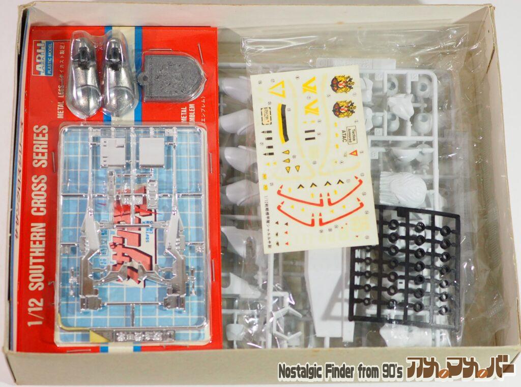 1/12 シャルル中尉 箱 中身
