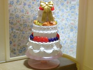 シルバニアファミリー　スイーツ　３段ケーキ